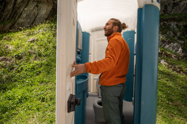 Best Portable restroom trailer rental  in Harbor Bluffs, FL